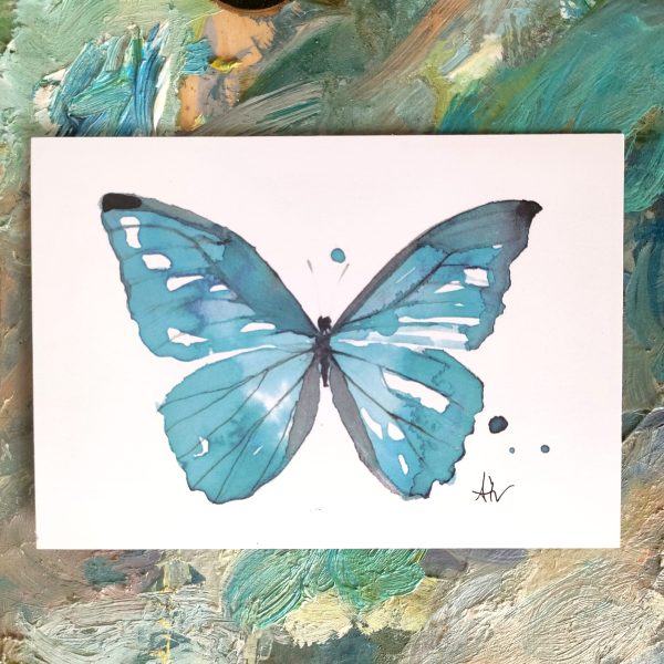 Postal con impresión de ilustración en acuarela de mariposa celeste por Azahar Giner
